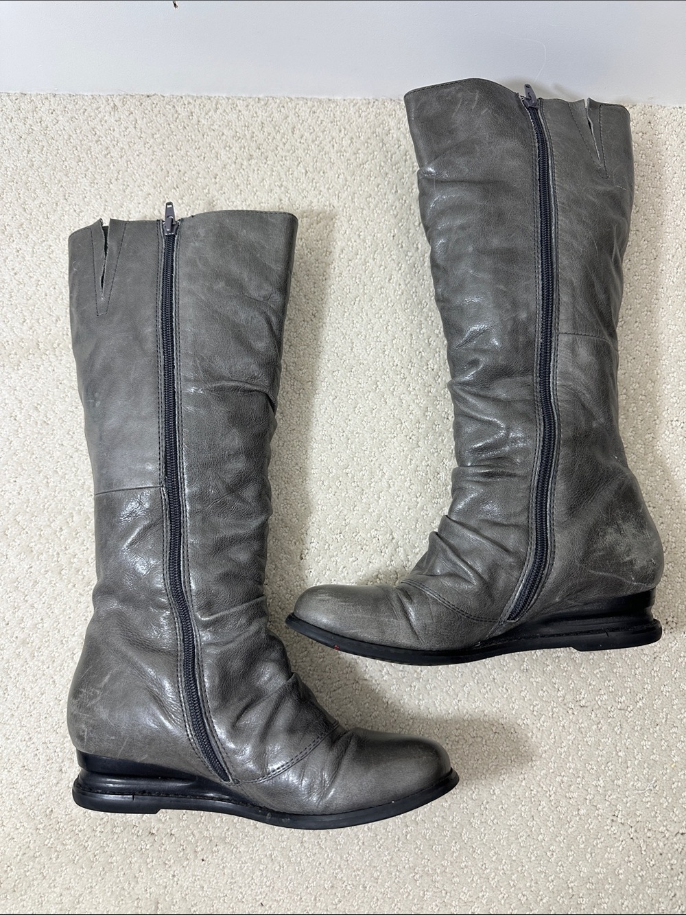 Miz Mooz Bloom Bobbie-Style Leather Wedge Button Boots Gray 8M - Picture 7 of 16